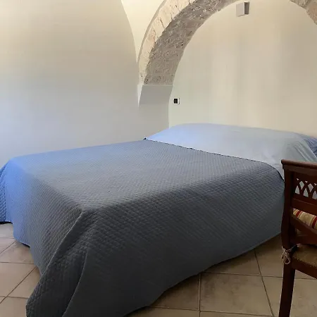 Trullo Ronzicchio Feriehus Cisternino