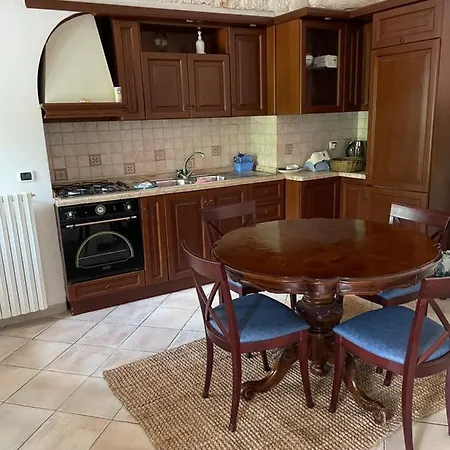 別荘 Trullo Ronzicchio チステルニーノ